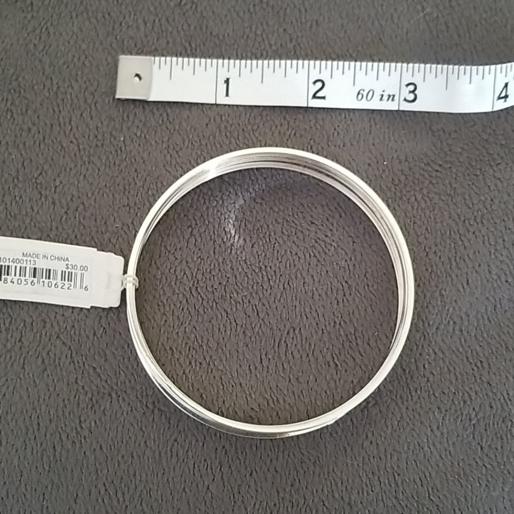 Silver Tone Bangle Set - Picture 5 of 6